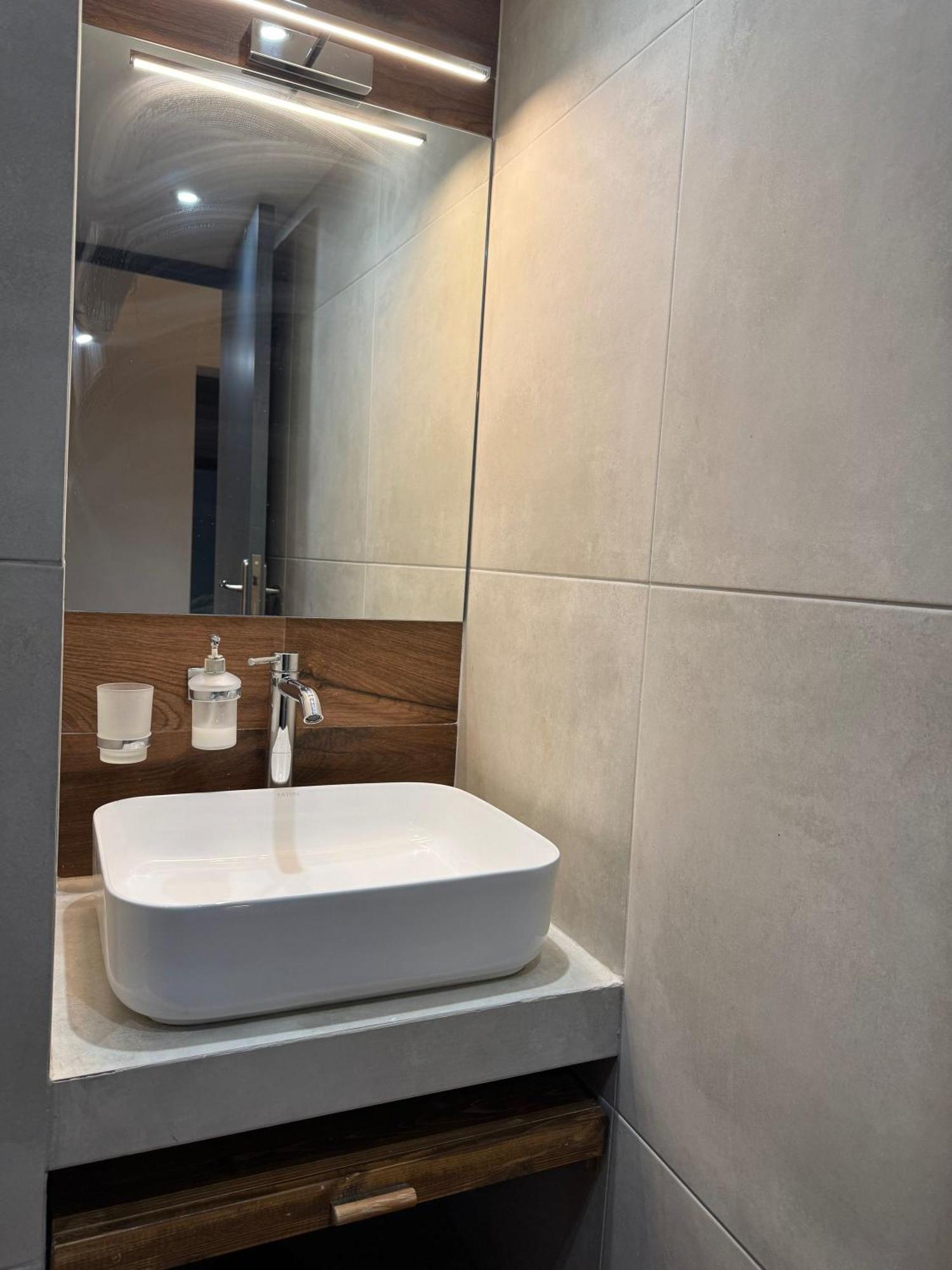 Haris 302 Apartment By Vpn Accomodation Atena Exterior foto